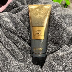 Bath & Body Works After Dark Body Cream - Gold & Gray